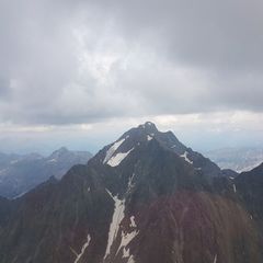 Verortung via Georeferenzierung der Kamera: Aufgenommen in der Nähe von Gemeinde Neustift im Stubaital, 6167 Neustift im Stubaital, Österreich in 3300 Meter